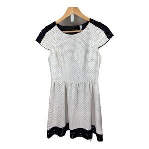 KENSIE Women’s Cap Sleeve Sequin Party Dress White/Black Size Small